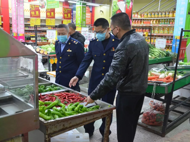 福建市場監(jiān)管部門全面強化食用農(nóng)產(chǎn)品批發(fā)市場“疫情戰(zhàn)況”監(jiān)管，保障食品安全供應
